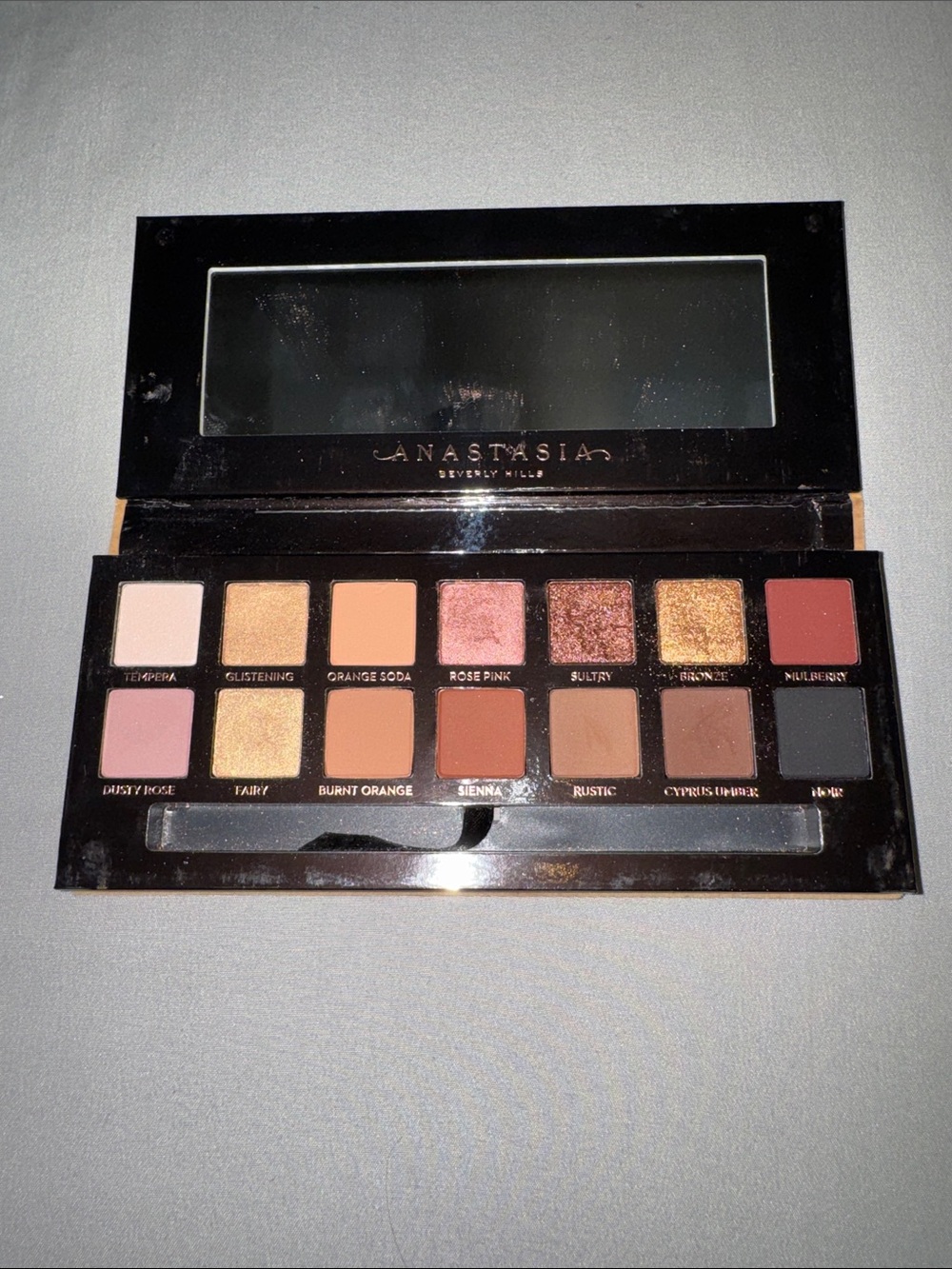Anastasia Soft Glam Eyeshadow Palette - Warm Tan
